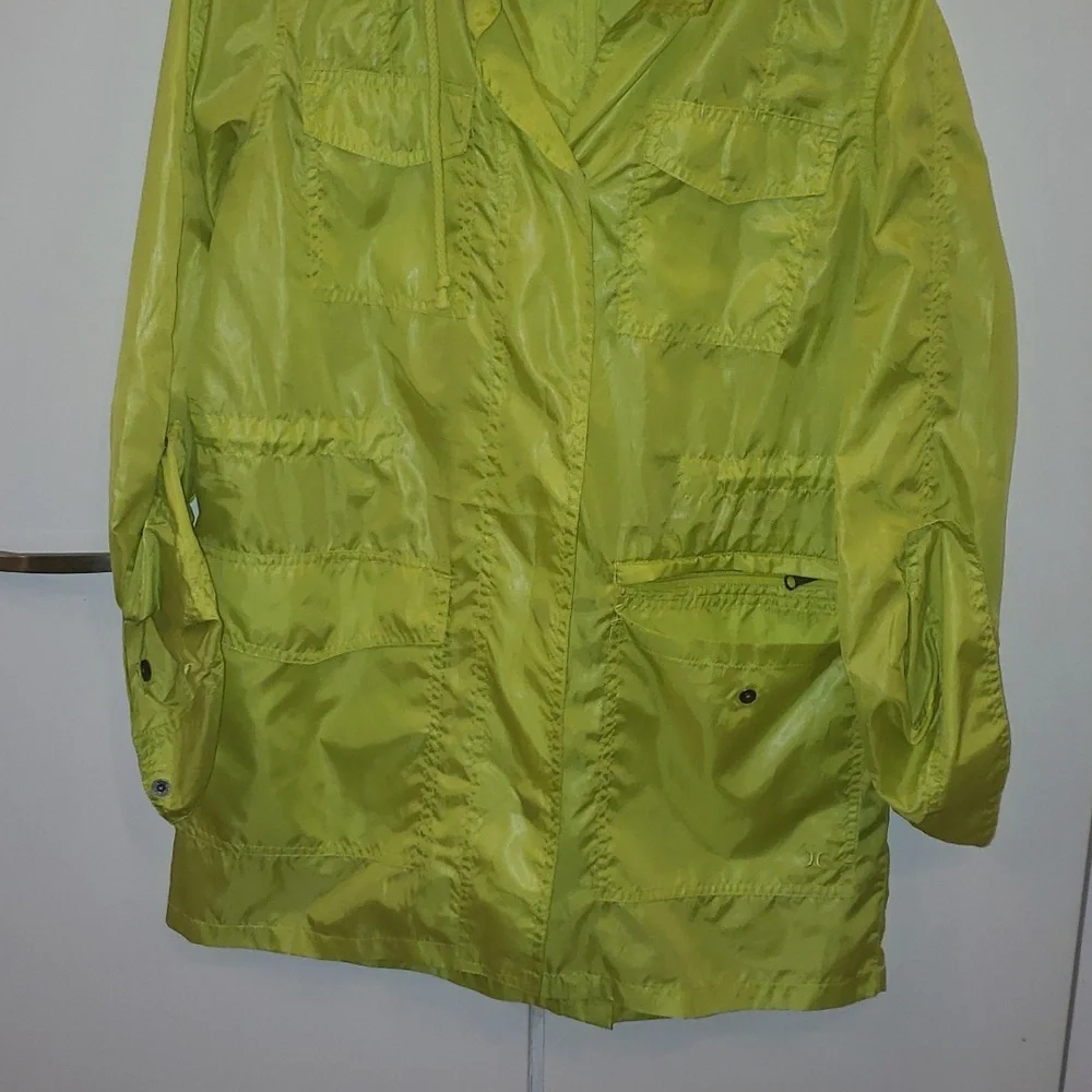 Jacket - Picture 1 of 3